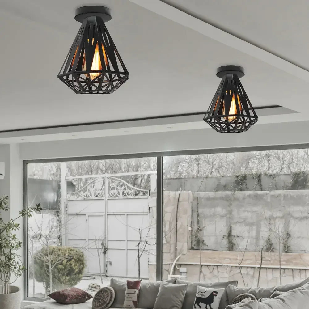 Plafonnier Vintage en Fer Noir – Élégance Industrielle et Design Compact