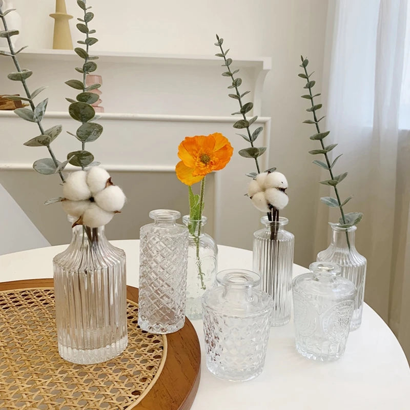 Vase en Verre Rétro – Élégance Moderne et Décoration Créative