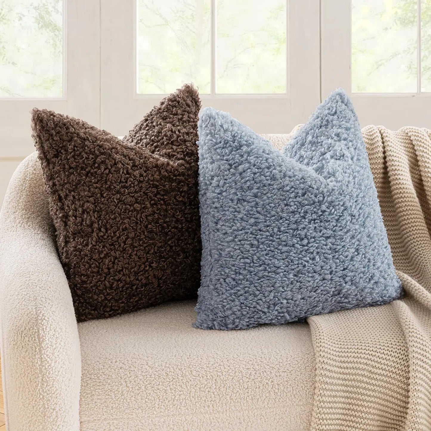 Lot de 2 housses de coussin en peluche Teddy – Velours d’agneau ultra-doux style nordique