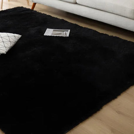 Tapis moelleux noir