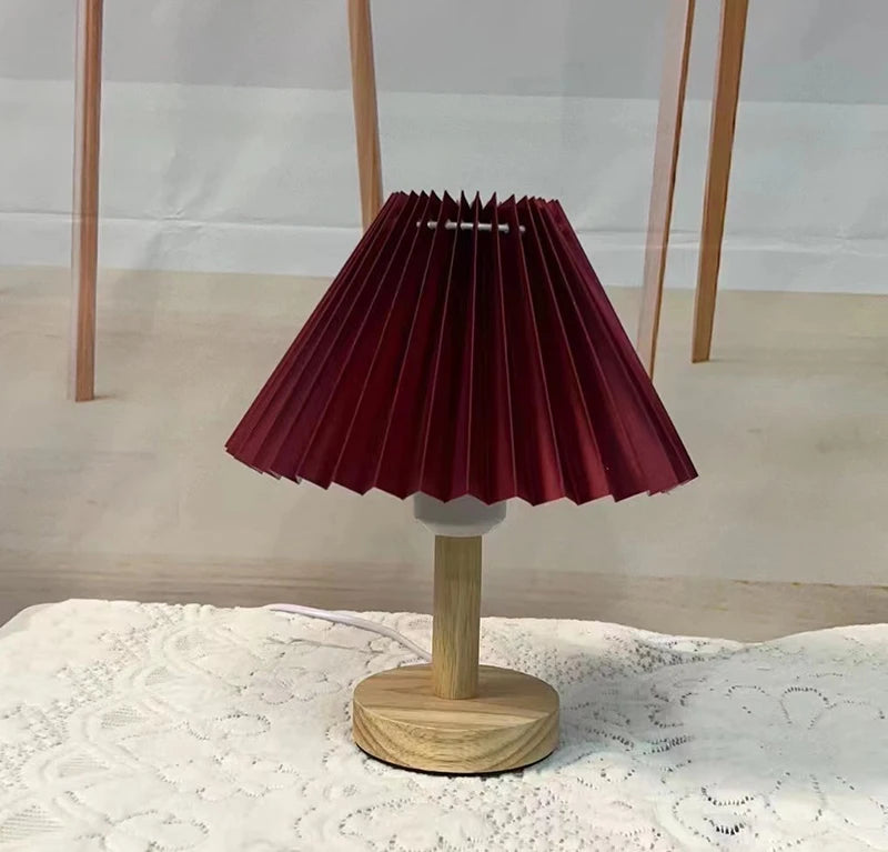 Lampe de Table Plissée Nordique DIY – Lumière d’Ambiance