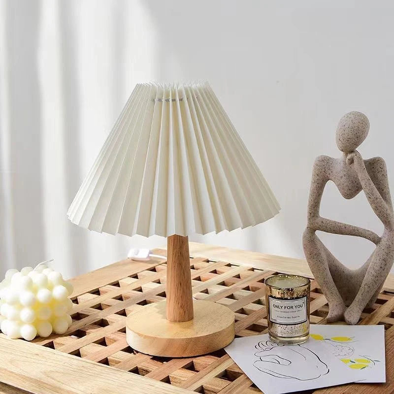 Lampe de Table Plissée Nordique DIY – Lumière d’Ambiance