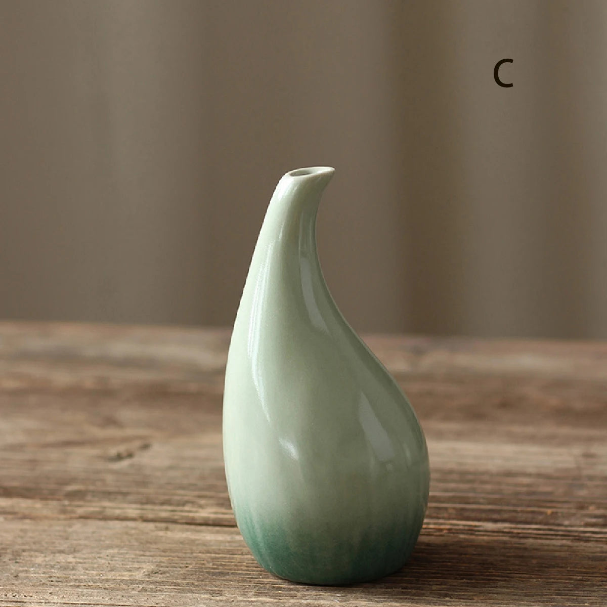 Vase "Celeste" en céramique et porcelaine