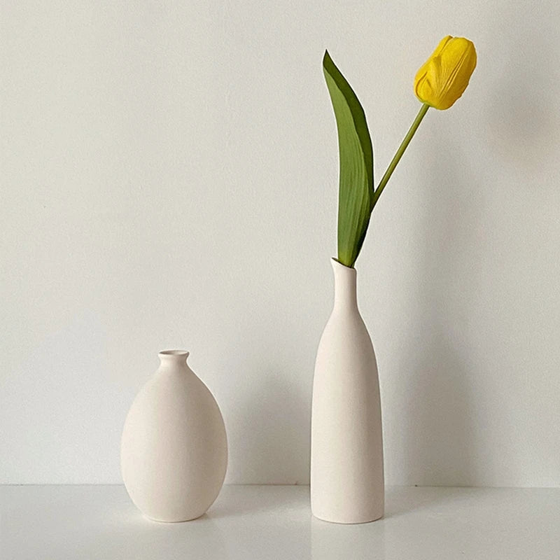 Vase Nordique en Céramique - Simple & Moderne pour Fleurs Sèches ou Naturelles