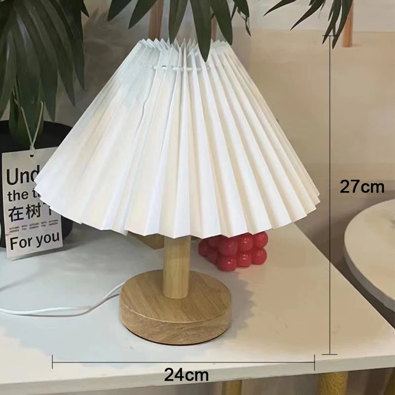 Lampe de Table Plissée Nordique DIY – Lumière d’Ambiance