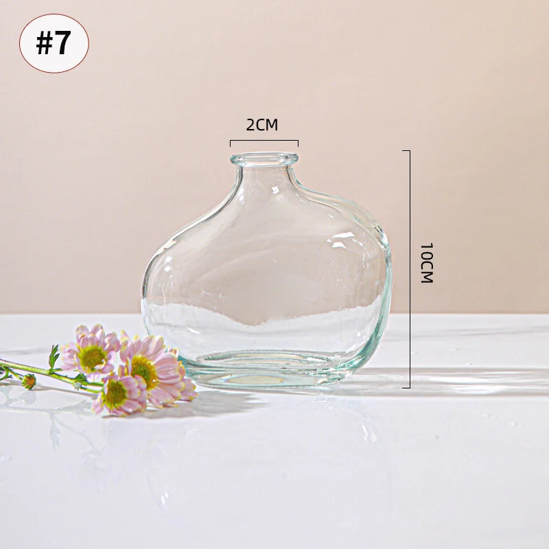 Vase en Verre Rétro – Élégance Moderne et Décoration Créative