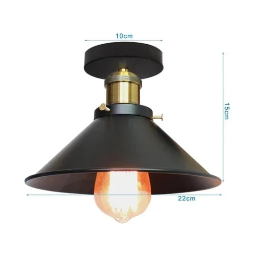 Plafonnier Vintage en Fer Noir – Élégance Industrielle et Design Compact